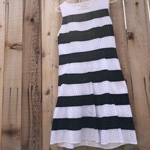 Calvin Klein Size 10 Eyelet Black & White Striped